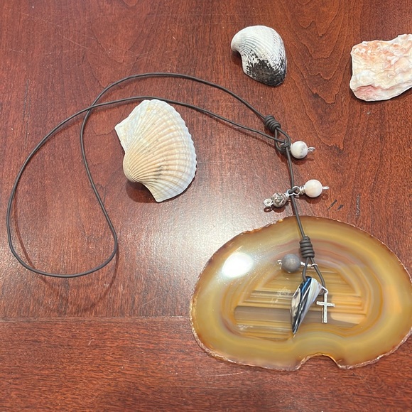 Fire Agate Horn Necklace - Picture 5 of 6